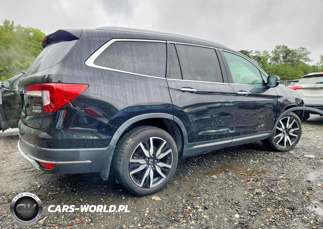 2022 Honda Pilot Touring VIN:5FNYF6H64NB019849 - 3