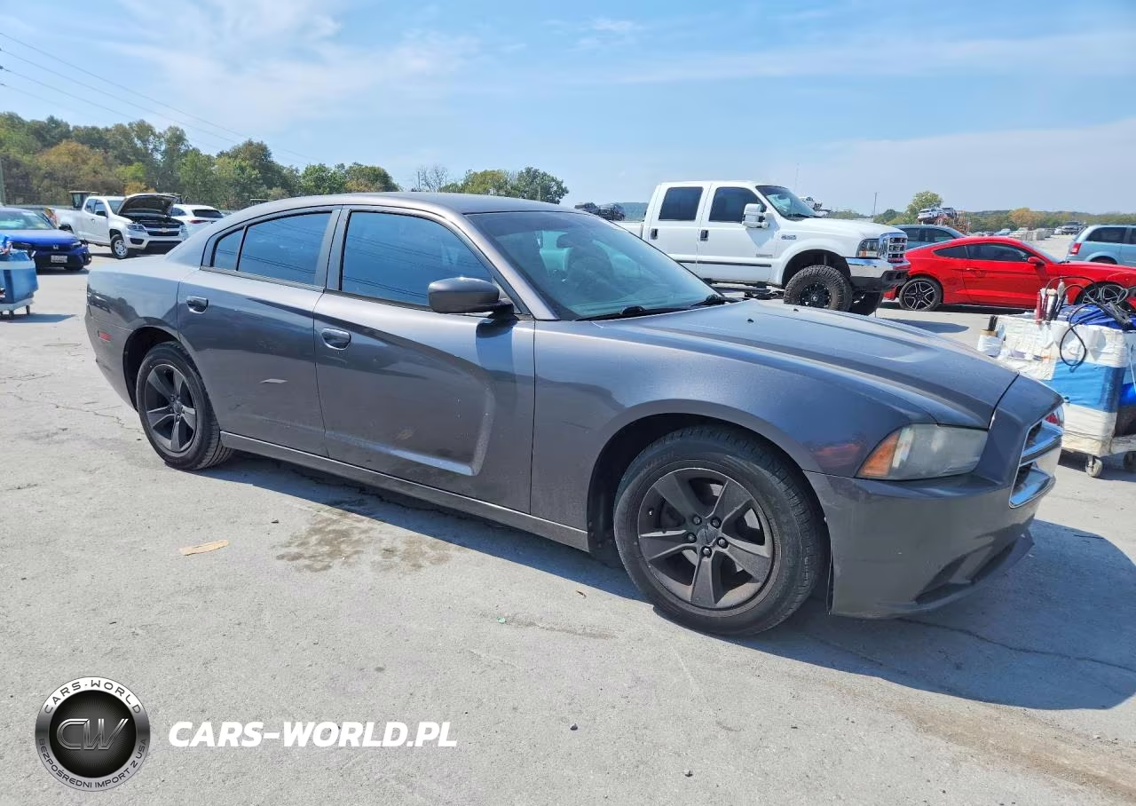 2013 Dodge Charger Se VIN:2C3CDXBG5DH717343 - 4