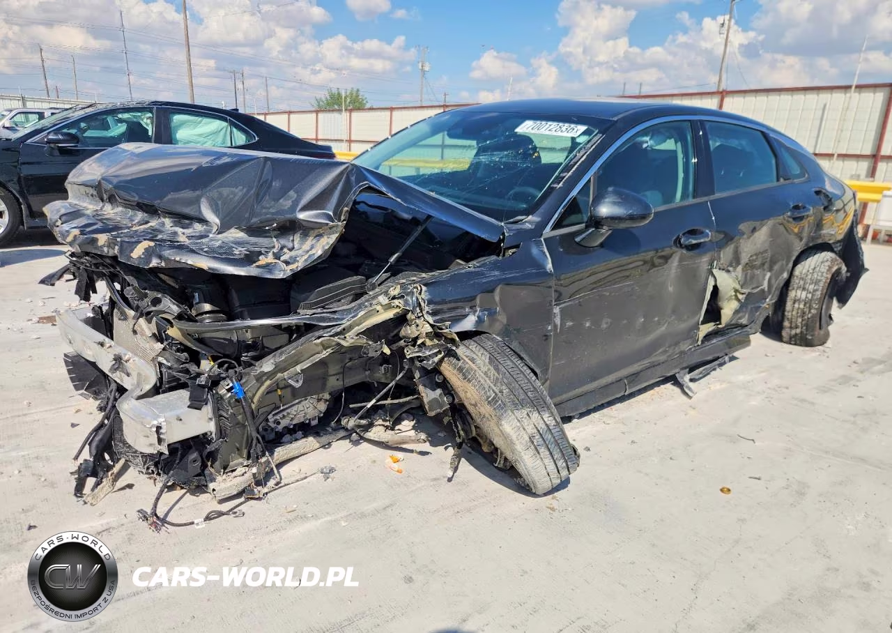 2025 Kia K5 Lxs VIN:KNAG24J7XS5335734 - 1