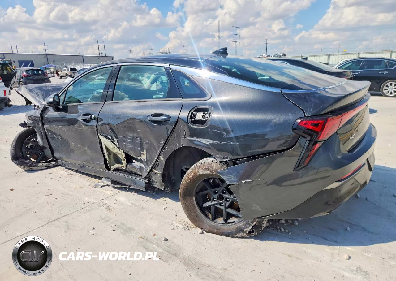 2025 Kia K5 Lxs VIN:KNAG24J7XS5335734 - 2