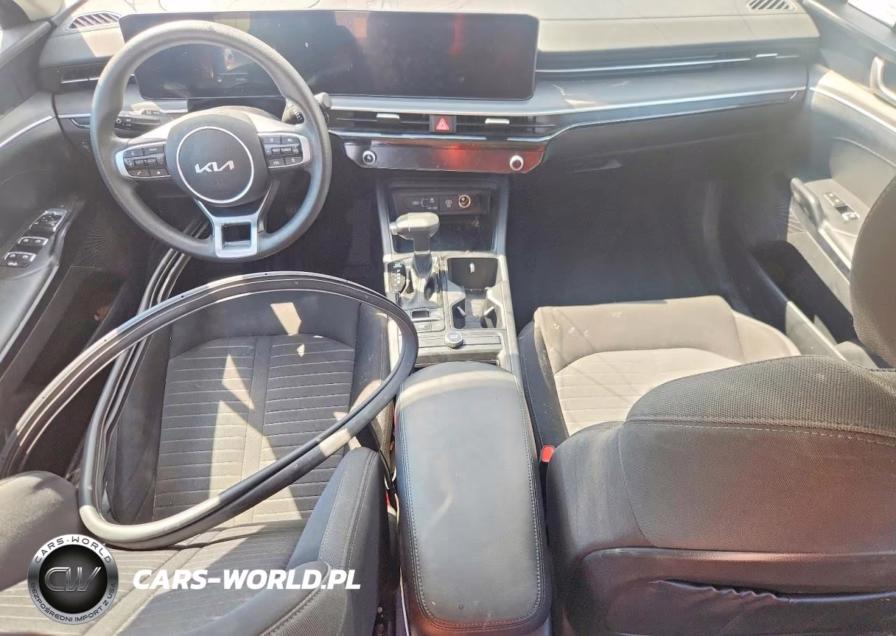 2025 Kia K5 Lxs VIN:KNAG24J7XS5335734 - 8