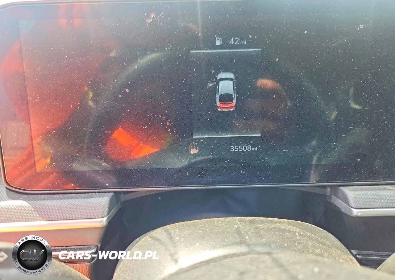 2025 Kia K5 Lxs VIN:KNAG24J7XS5335734 - 9