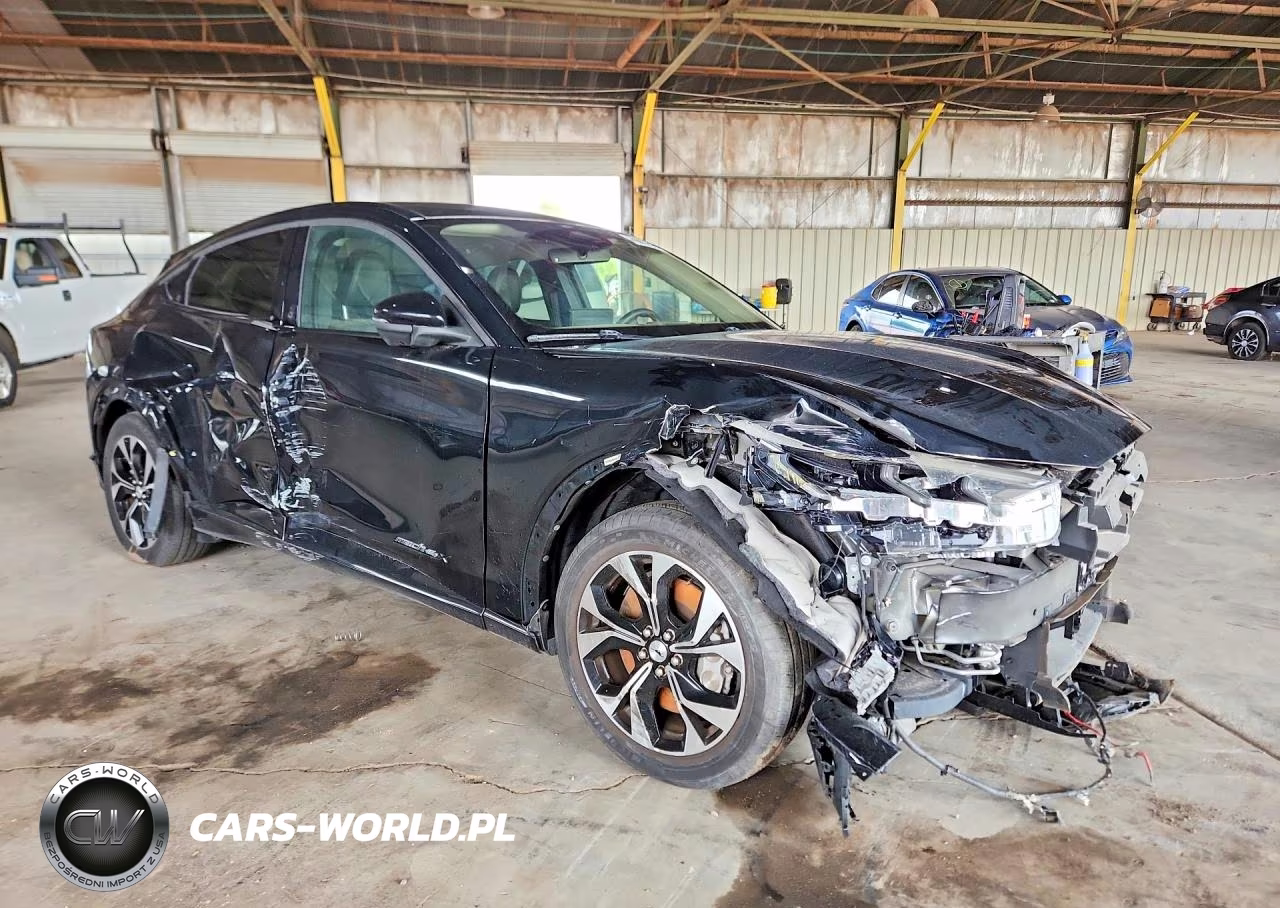 2023 Ford Mustang Mach-E Premium VIN:3FMTK3SU0PMA83540 - 4