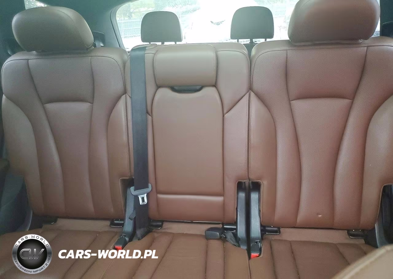2018 Audi Q7 Prestige VIN:WA1VAAF73JD013780 - 10
