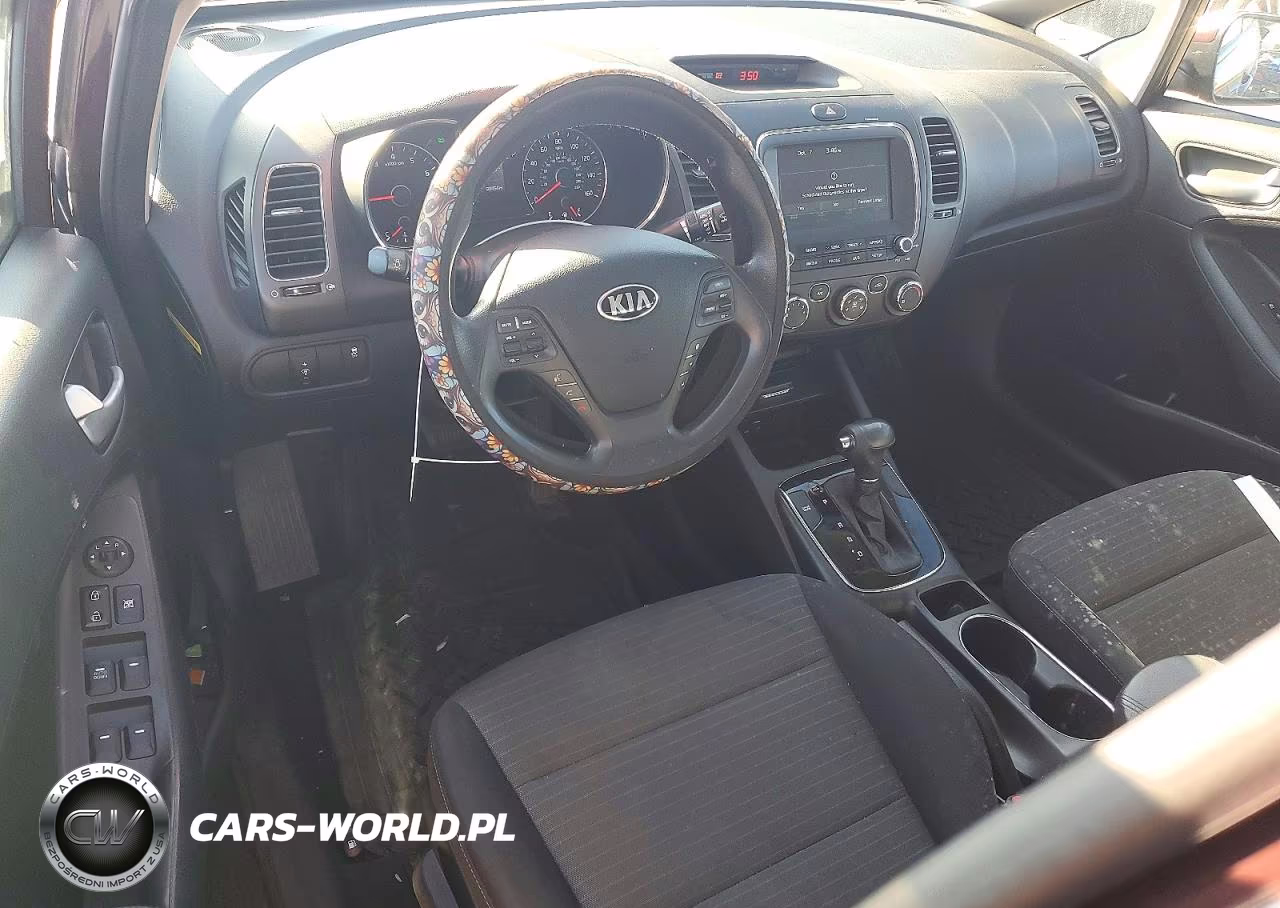 2018 Kia Forte Lx VIN:3KPFL4A7XJE196655 - 8