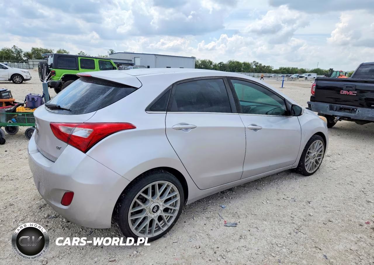 2017 Hyundai Elantra Gt Base VIN:KMHD35LH8HU373326 - 3