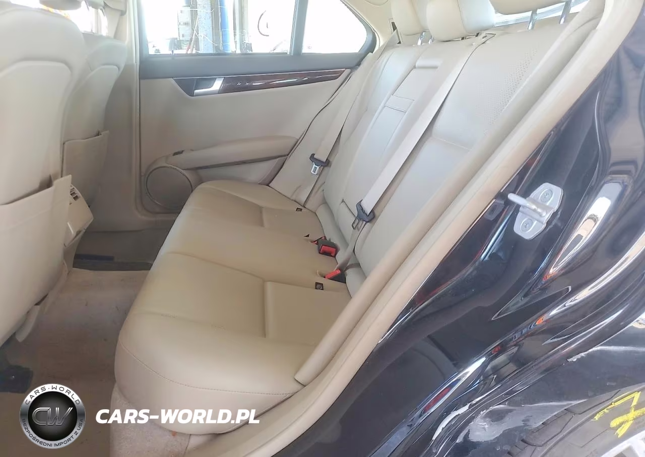 2013 Mercedes-Benz C 300 4Matic VIN:WDDGF8AB5DG134534 - 10