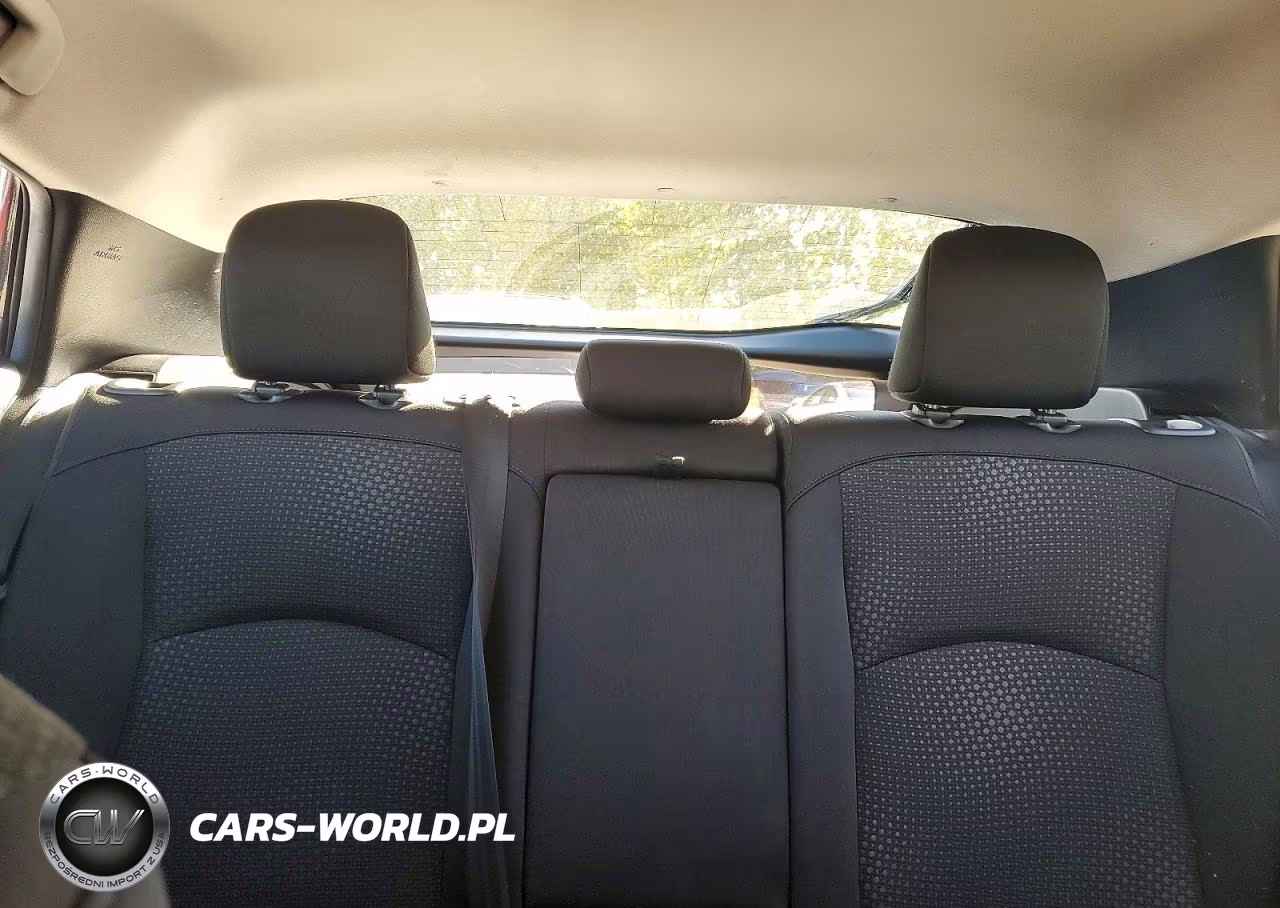 2020 Toyota Prius Le Awd-E VIN:JTDL9RFU1L3019189 - 10