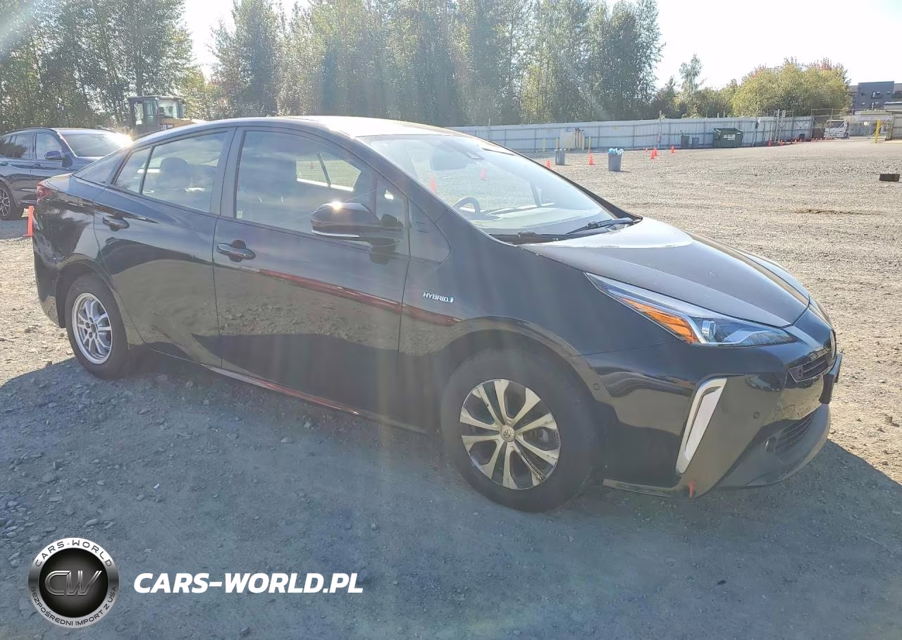 2020 Toyota Prius Le Awd-E VIN:JTDL9RFU1L3019189 - 4