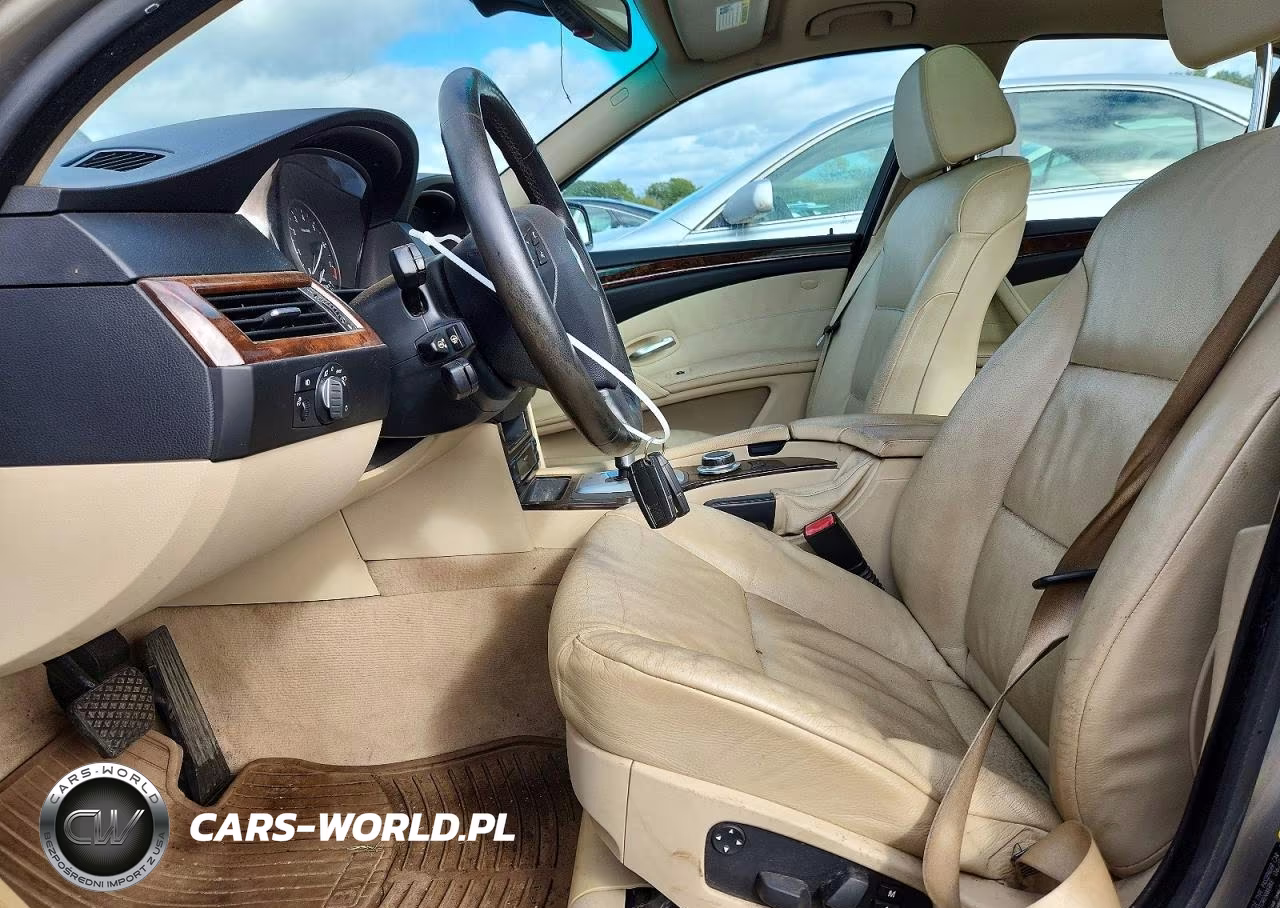 2008 BMW 528 Xi VIN:WBANV13588CZ56225 - 7