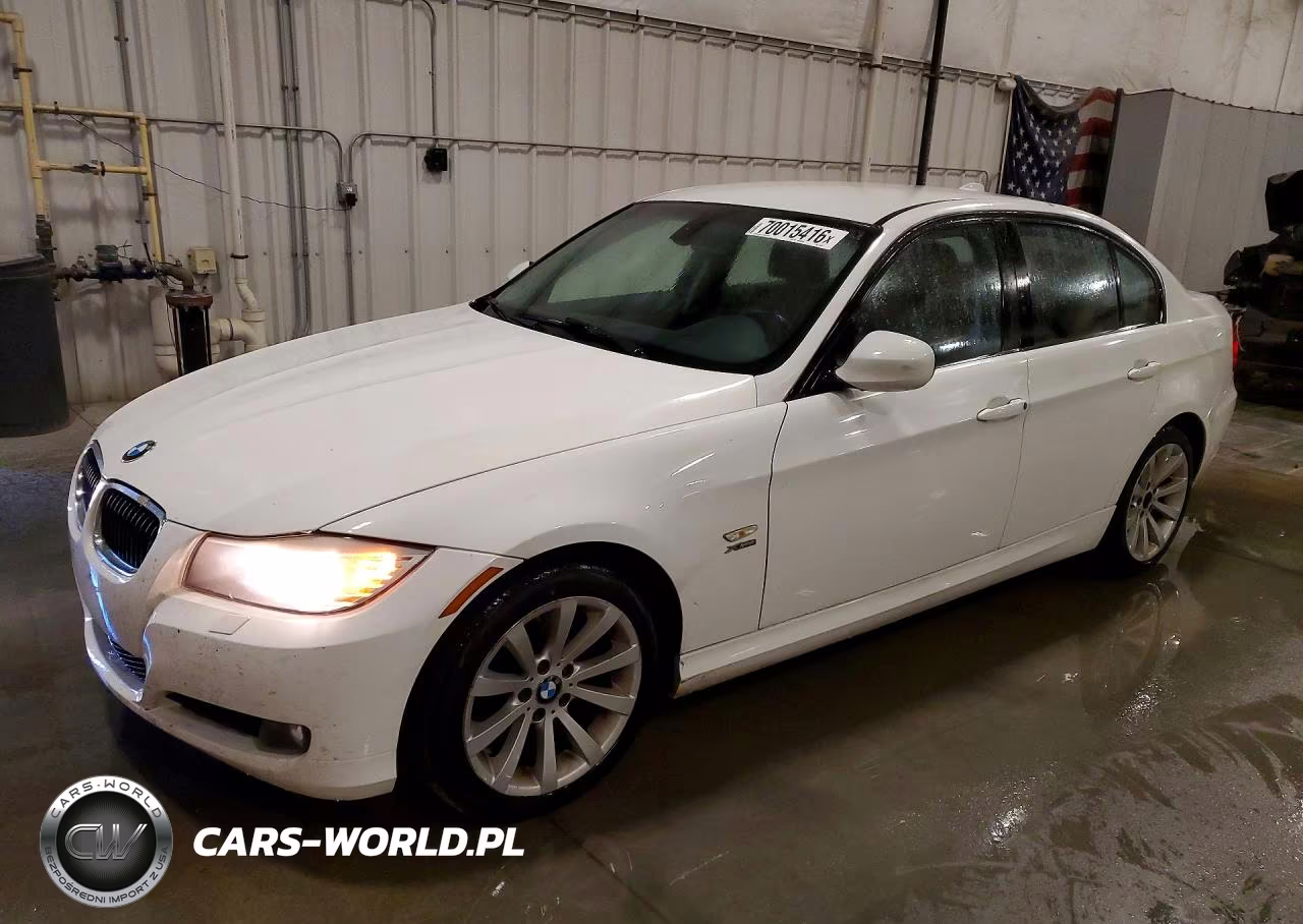 2011 BMW 328 Xi – zdjęcie 1 z 12