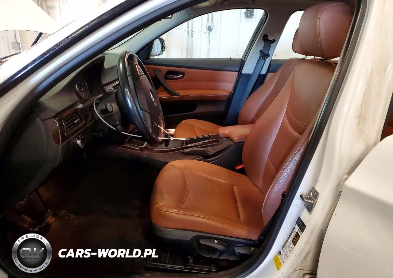 2011 BMW 328 Xi VIN:WBAPK7C57BA818344 - 7