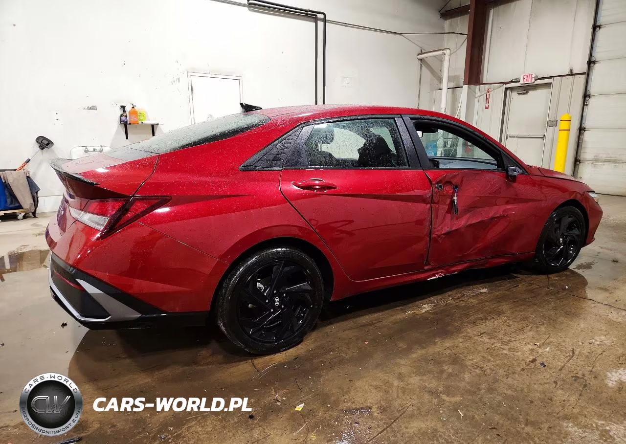 2026 Hyundai Elantra Sel Sport VIN:KMHLM4DG3TU158549 - 3
