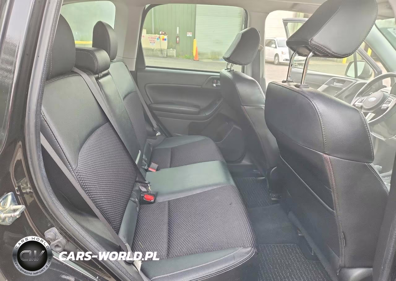 2018 Subaru Forester 2.0Xt Premium VIN:JF2SJGECXJH461082 - 11