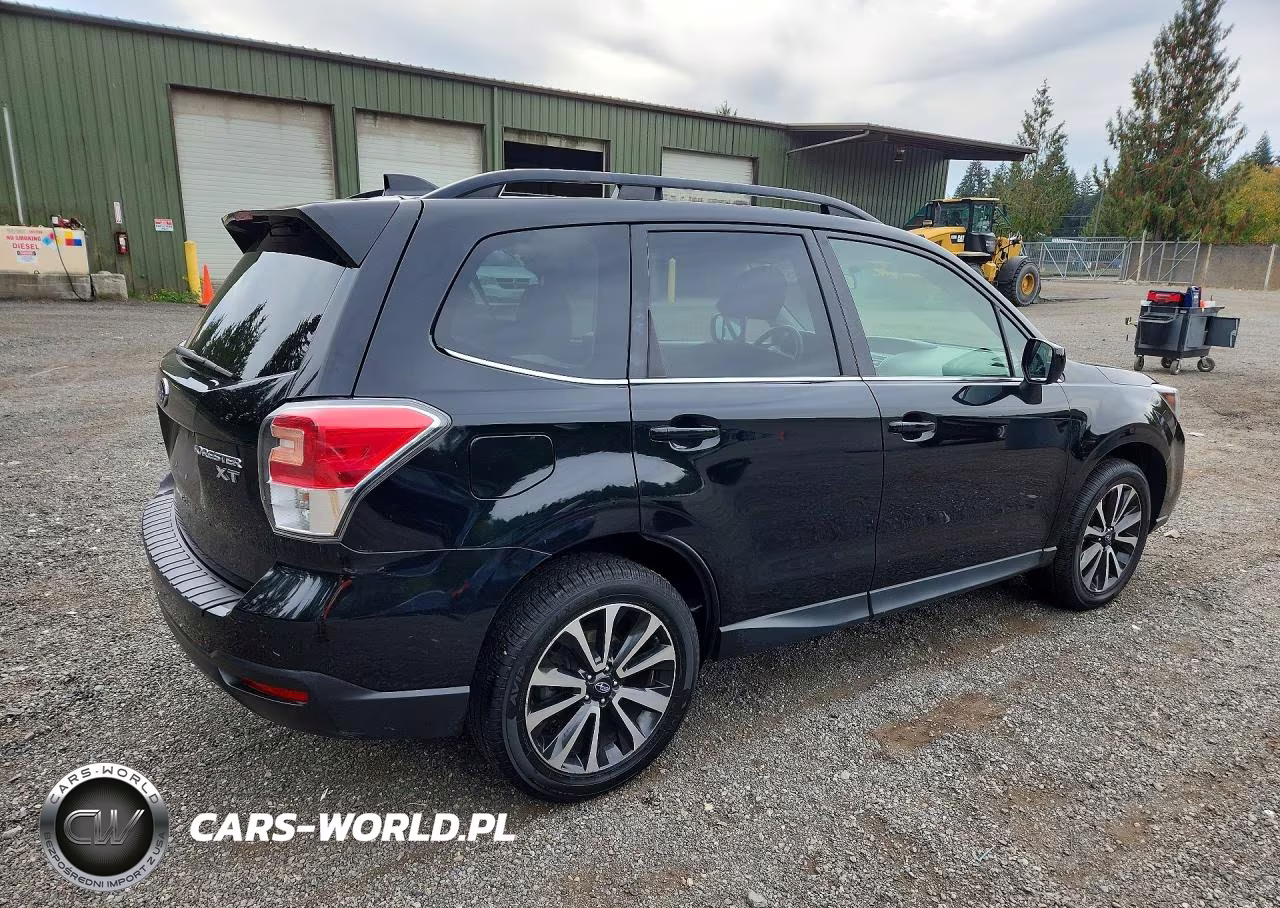 2018 Subaru Forester 2.0Xt Premium VIN:JF2SJGECXJH461082 - 3
