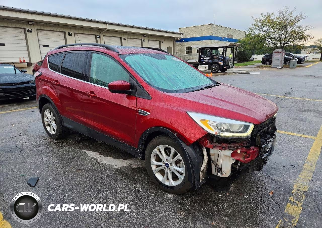 2017 Ford Escape Se VIN:1FMCU9GD7HUB98896 - 4