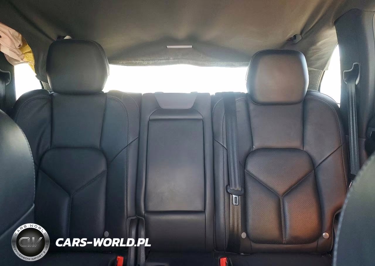 2014 Porsche Cayenne VIN:WP1AA2A23ELA05775 - 10