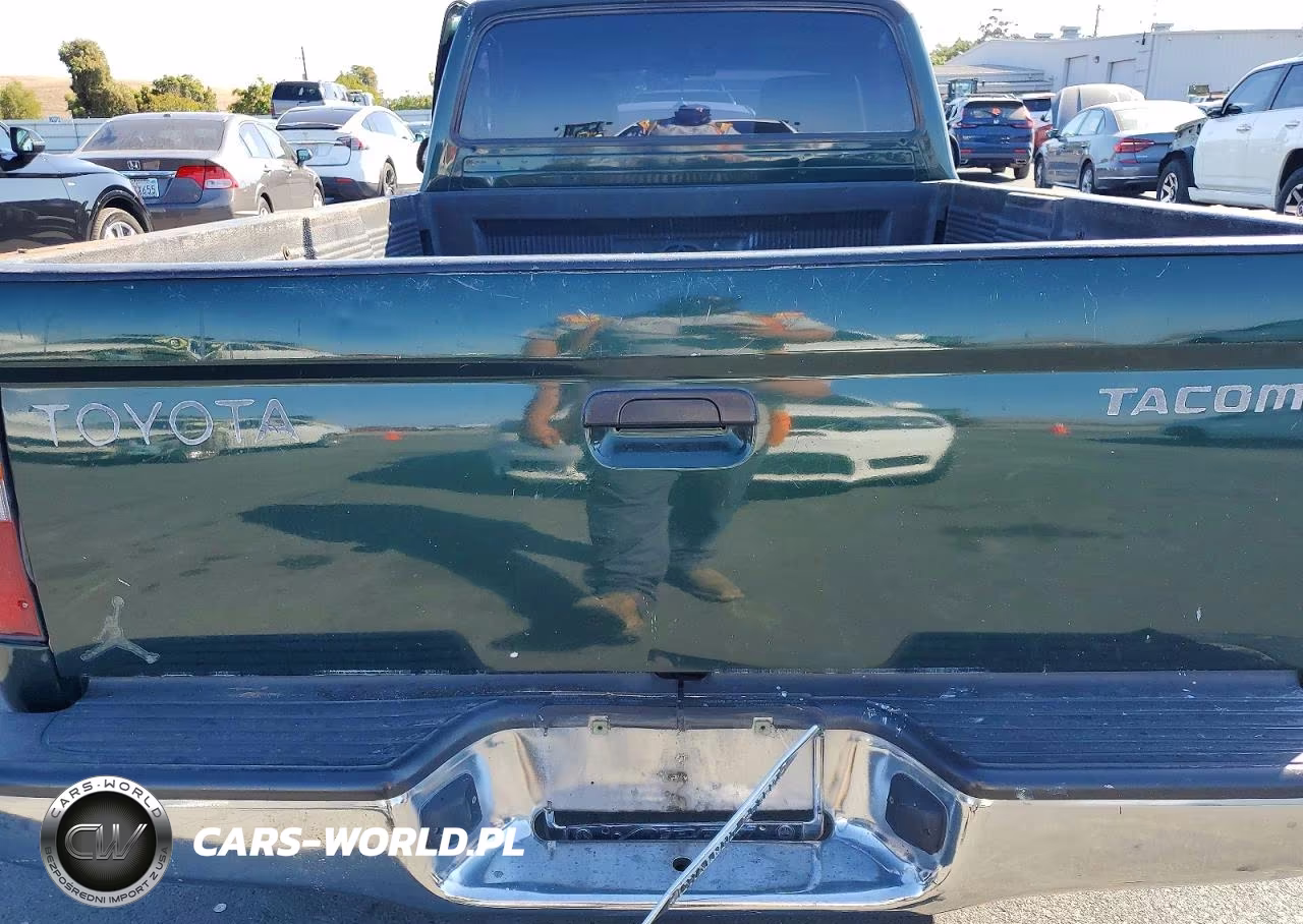 2000 Toyota Tacoma Base VIN:4TANL42N6YZ672936 - 10
