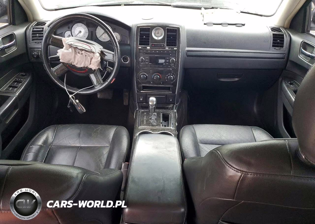 2008 Chrysler 300 Touring VIN:2C3KA53G88H257933 - 8