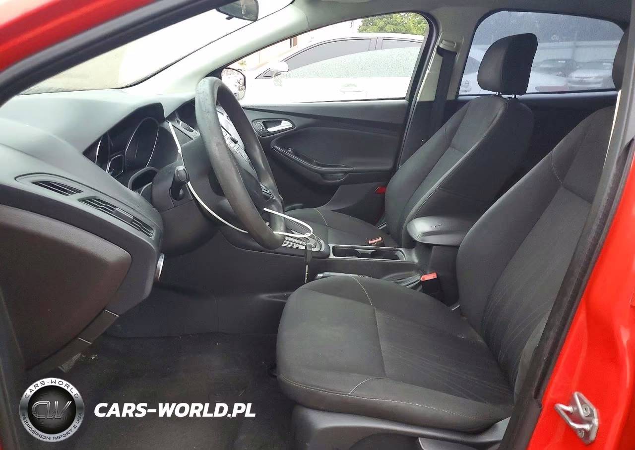 2016 Ford Focus Se VIN:1FADP3F27GL336136 - 7