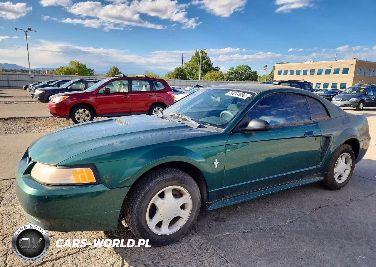 2000 Ford Mustang