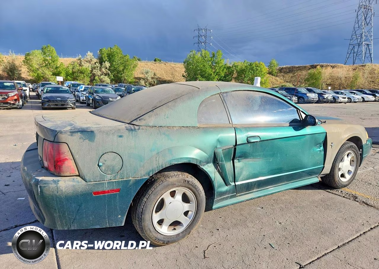2000 Ford Mustang VIN:1FAFP4044YF300932 - 3