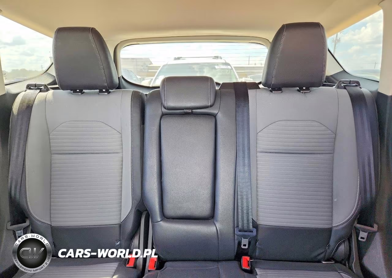 2019 Ford Escape Se VIN:1FMCU9GD5KUB07373 - 10