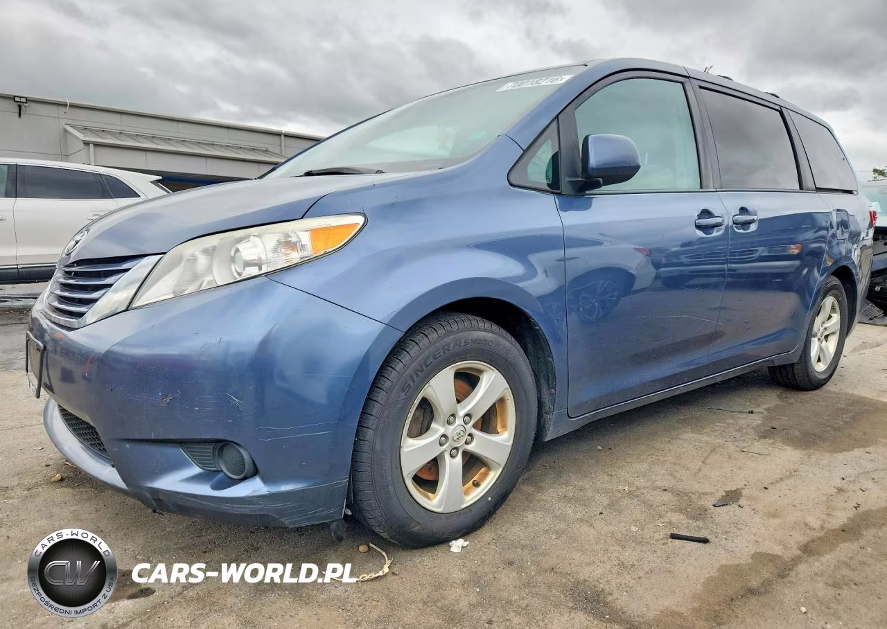 2017 Toyota Sienna Le VIN:5TDKZ3DC4HS776290 - 1