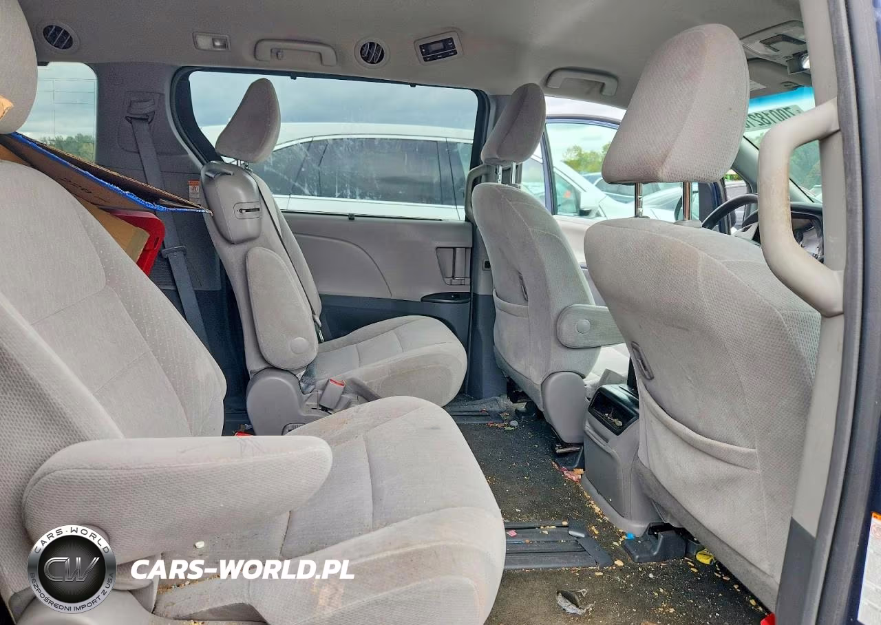 2017 Toyota Sienna Le VIN:5TDKZ3DC4HS776290 - 11