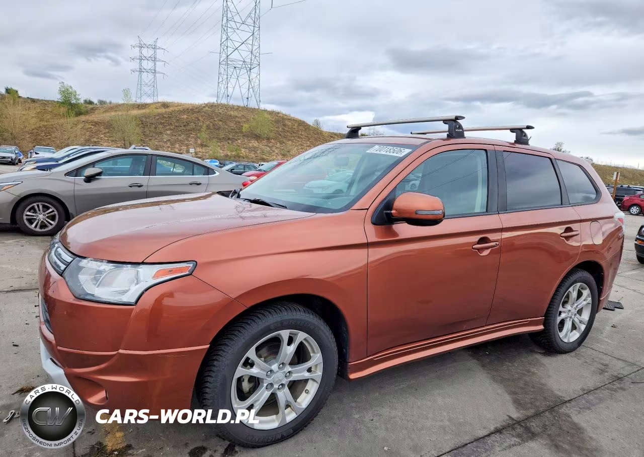 2014 Mitsubishi Outlander Se – zdjęcie 1 z 13