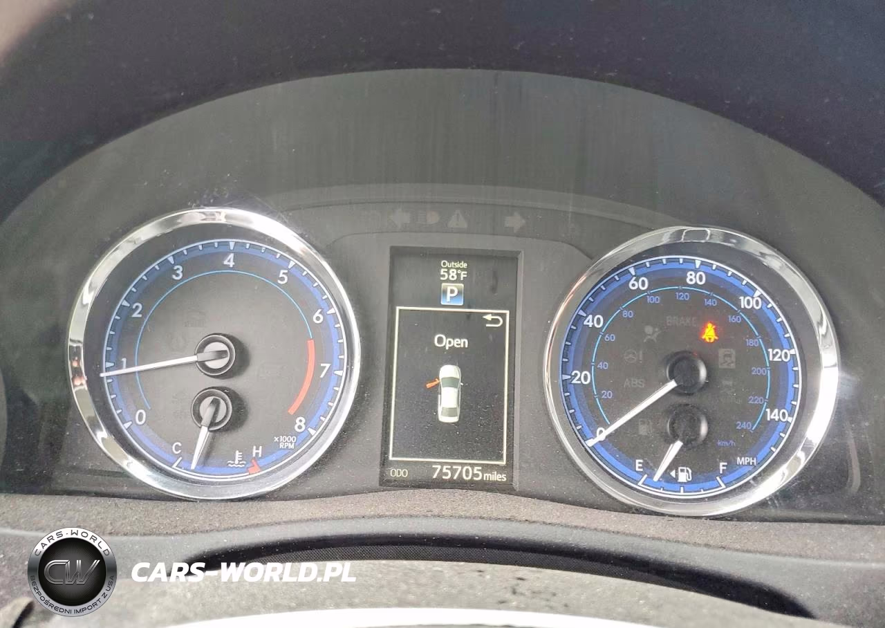 2018 Toyota Corolla Se VIN:5YFBURHE2JP786845 - 9