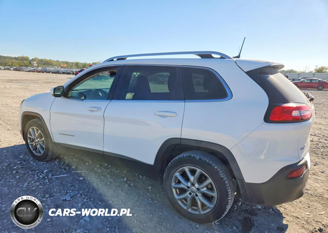 2017 Jeep Cherokee Latitude VIN:1C4PJLCB6HD232696 - 2