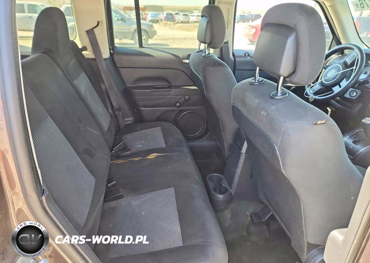 2016 Jeep Patriot Sport VIN:1C4NJPBB4GD749297 - 11