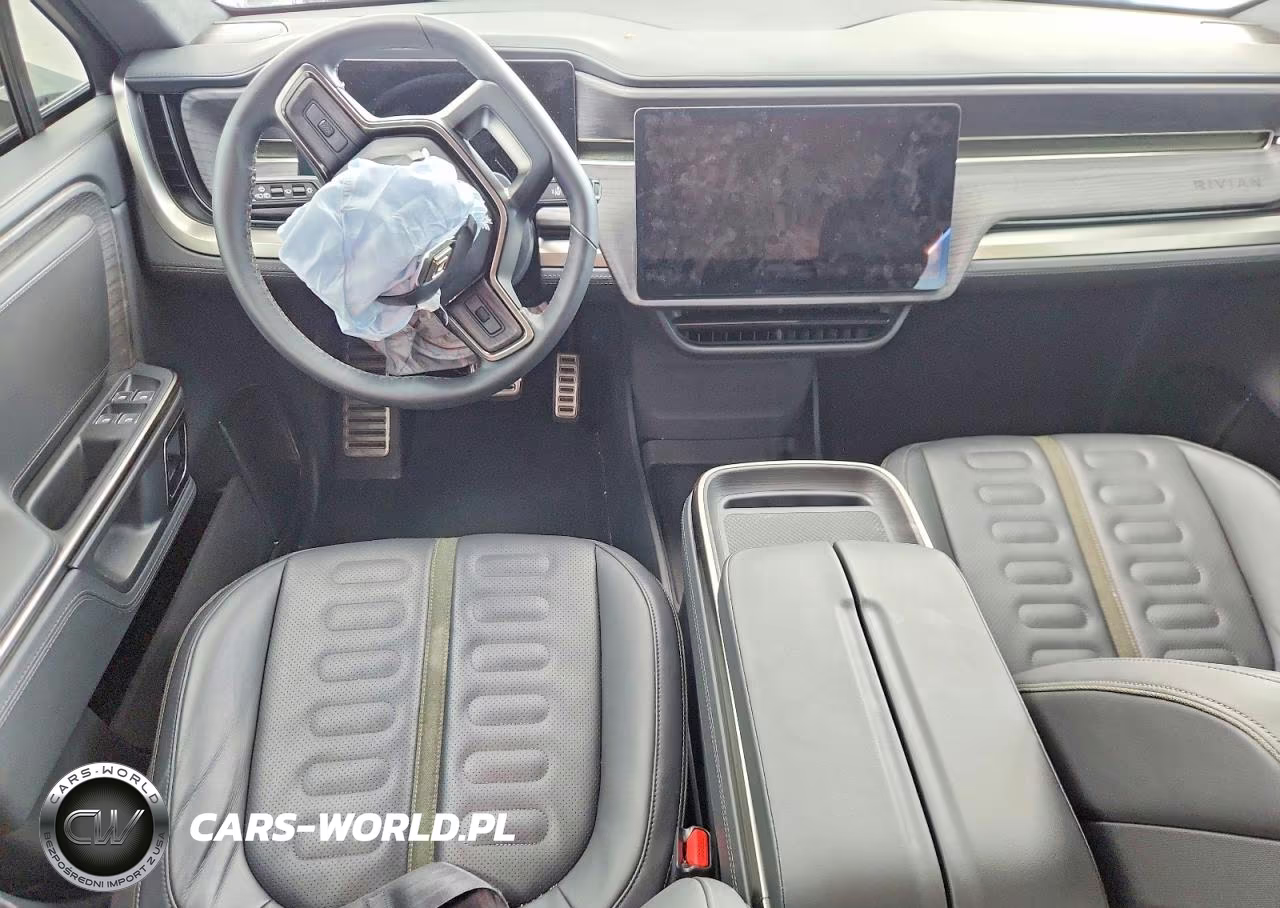 2023 Rivian R1S Launch Edition VIN:7PDSGABL2PN020810 - 8