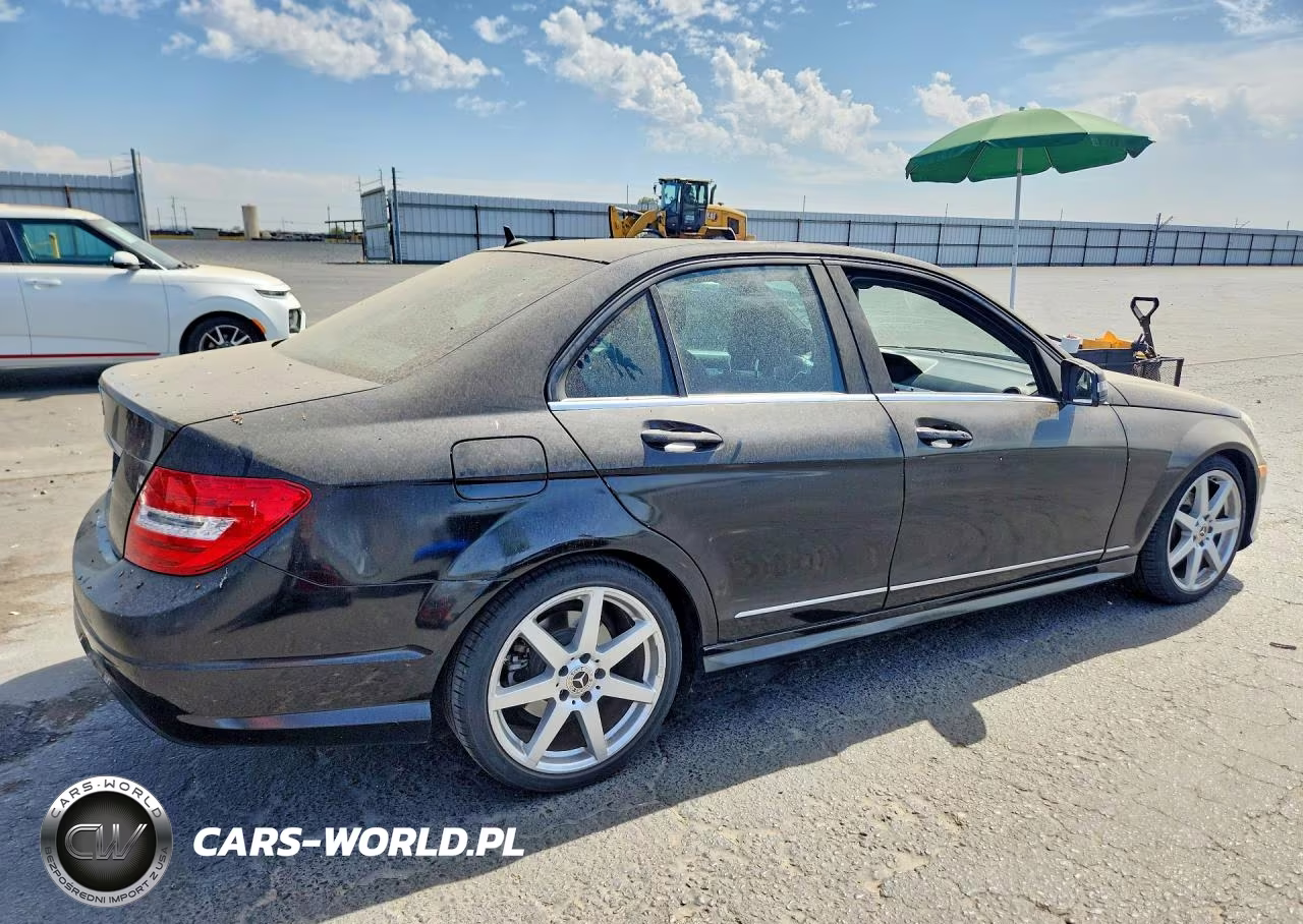 2014 Mercedes-Benz C 250 VIN:WDDGF4HB5EA957208 - 3
