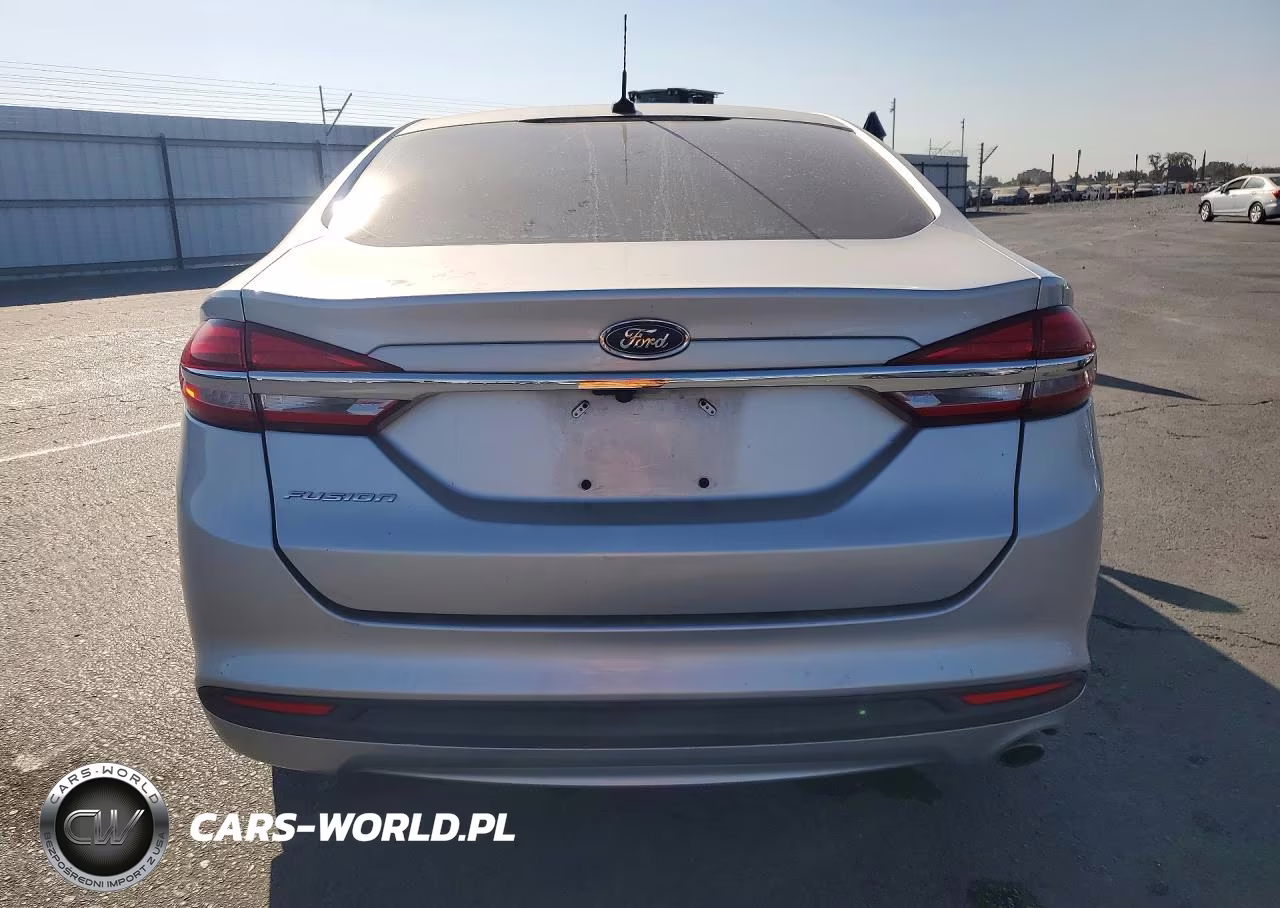 2018 Ford Fusion S VIN:3FA6P0G7XJR277626 - 6