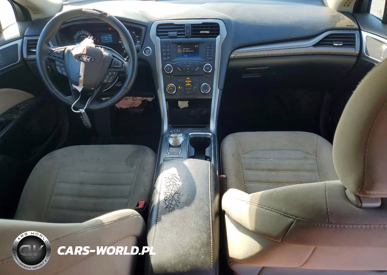 2018 Ford Fusion S VIN:3FA6P0G7XJR277626 - 8