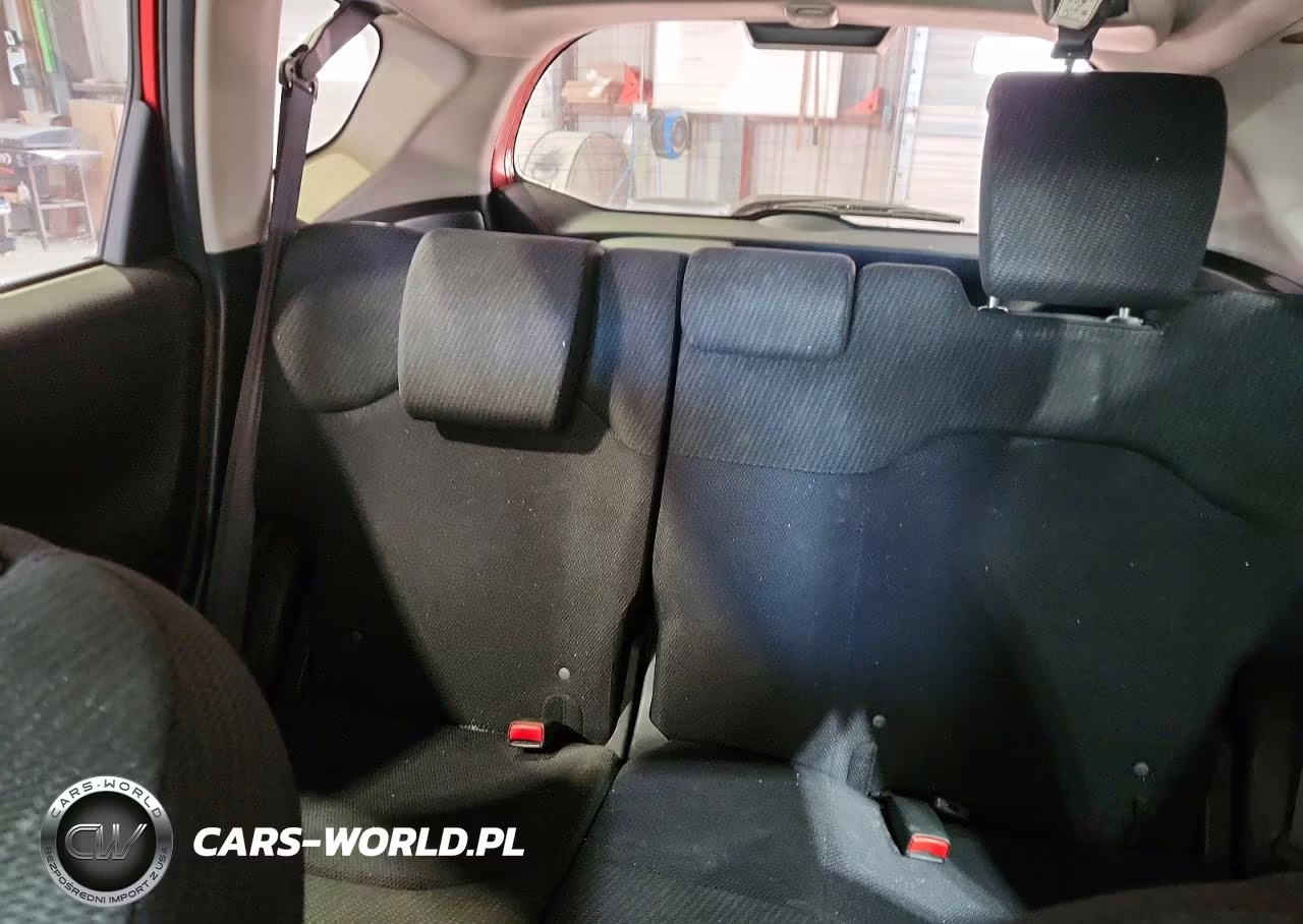 2012 Honda Fit Sport VIN:JHMGE8H59CC024359 - 10