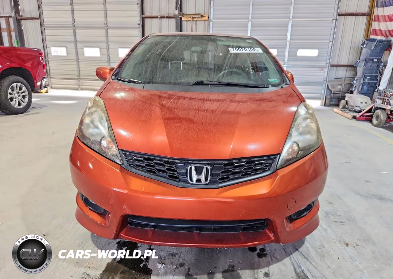 2012 Honda Fit Sport VIN:JHMGE8H59CC024359 - 5