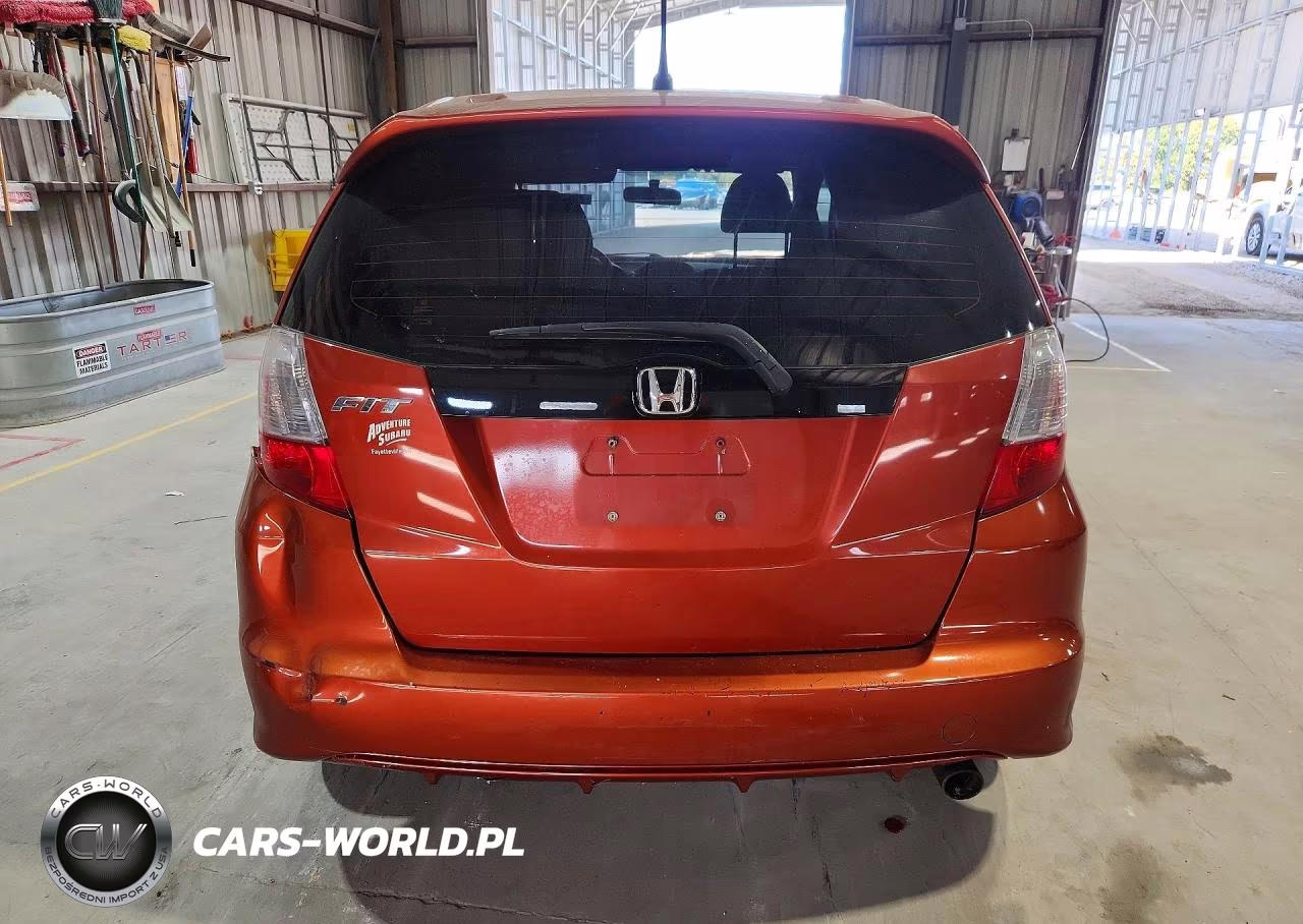 2012 Honda Fit Sport VIN:JHMGE8H59CC024359 - 6