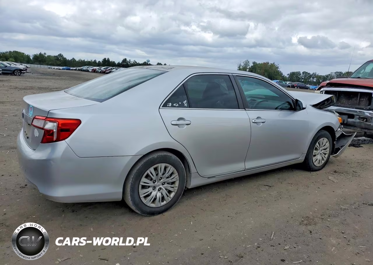 2012 Toyota Camry L VIN:4T1BF1FK4CU627587 - 3