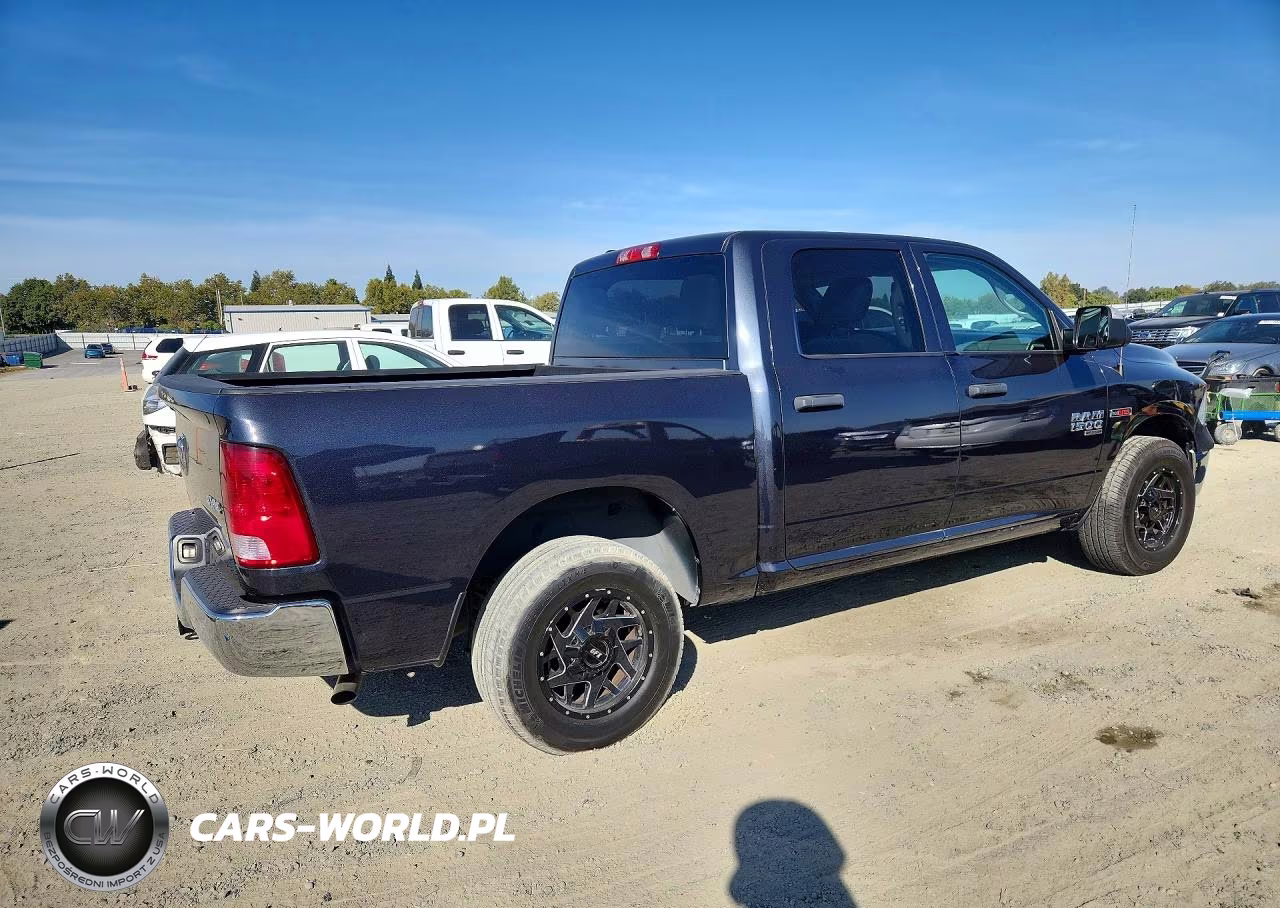 2019 Ram 1500 Classic Tradesman VIN:1C6RR7KM3KS750304 - 3