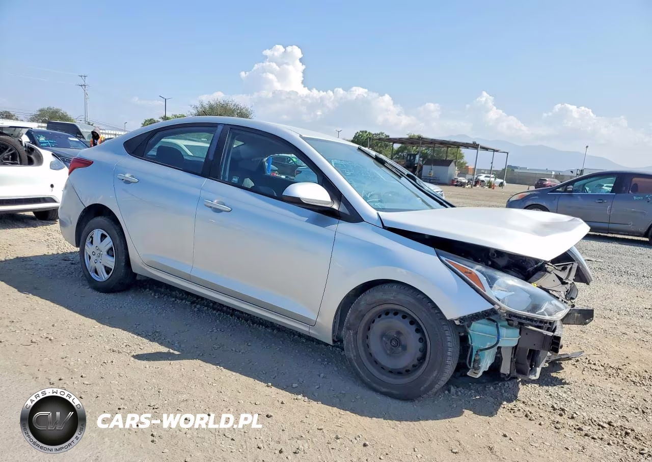 2020 Hyundai Accent Se VIN:3KPC24A64LE112748 - 4