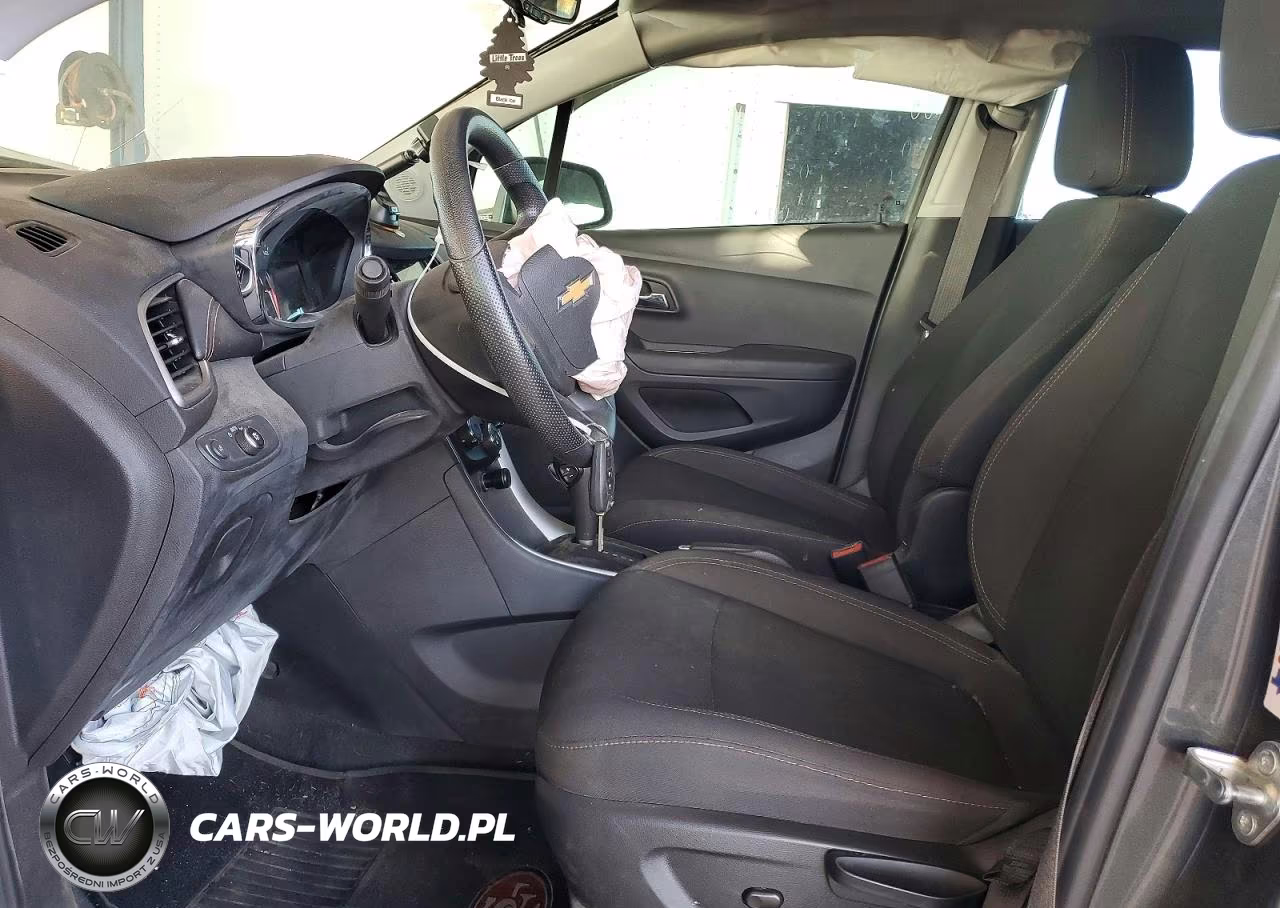 2019 Chevrolet Trax Ls VIN:3GNCJKSB6KL370693 - 7