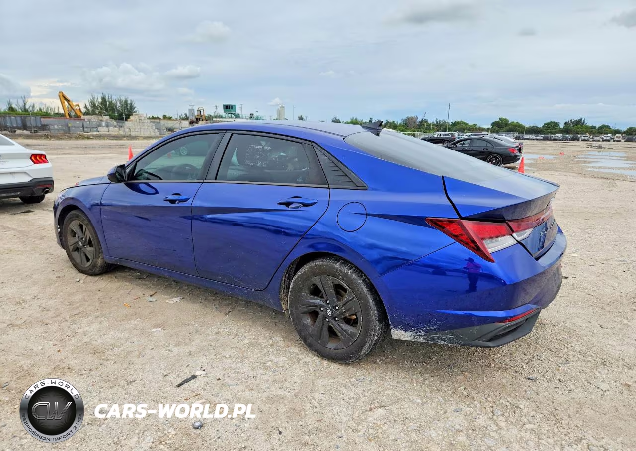 2021 Hyundai Elantra Sel VIN:5NPLM4AG8MH040551 - 2
