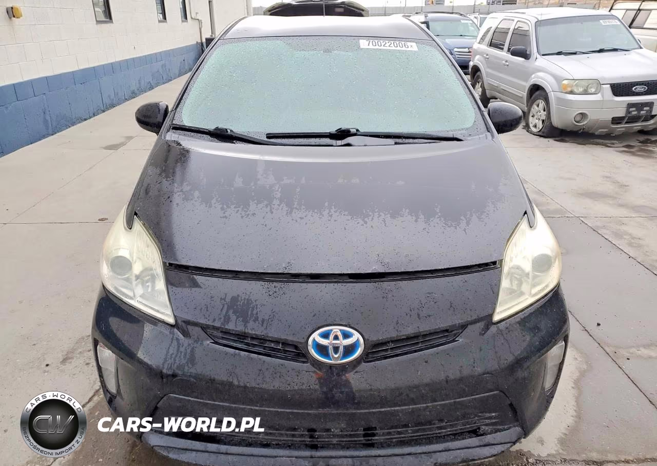 2012 Toyota Prius Two VIN:JTDKN3DU5C1481306 - 5