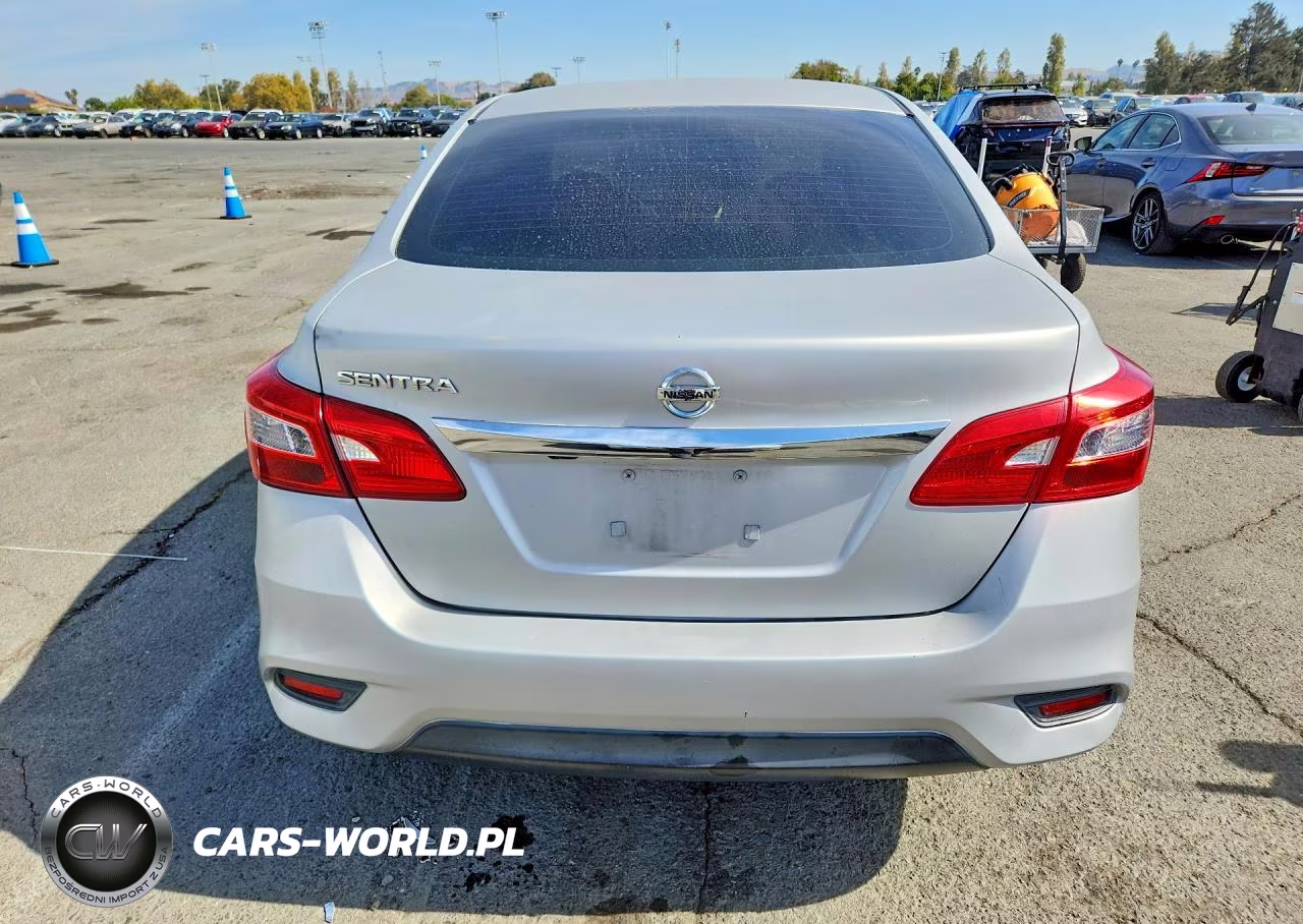 2018 Nissan Sentra S VIN:3N1AB7AP0JY279821 - 6