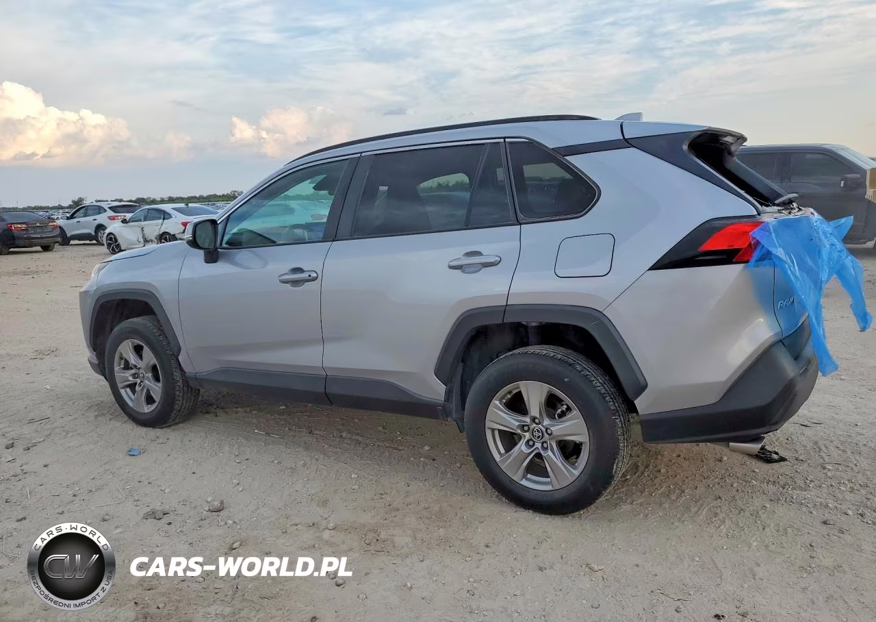 2024 Toyota Rav4 Xle VIN:2T3W1RFV0RC271911 - 2
