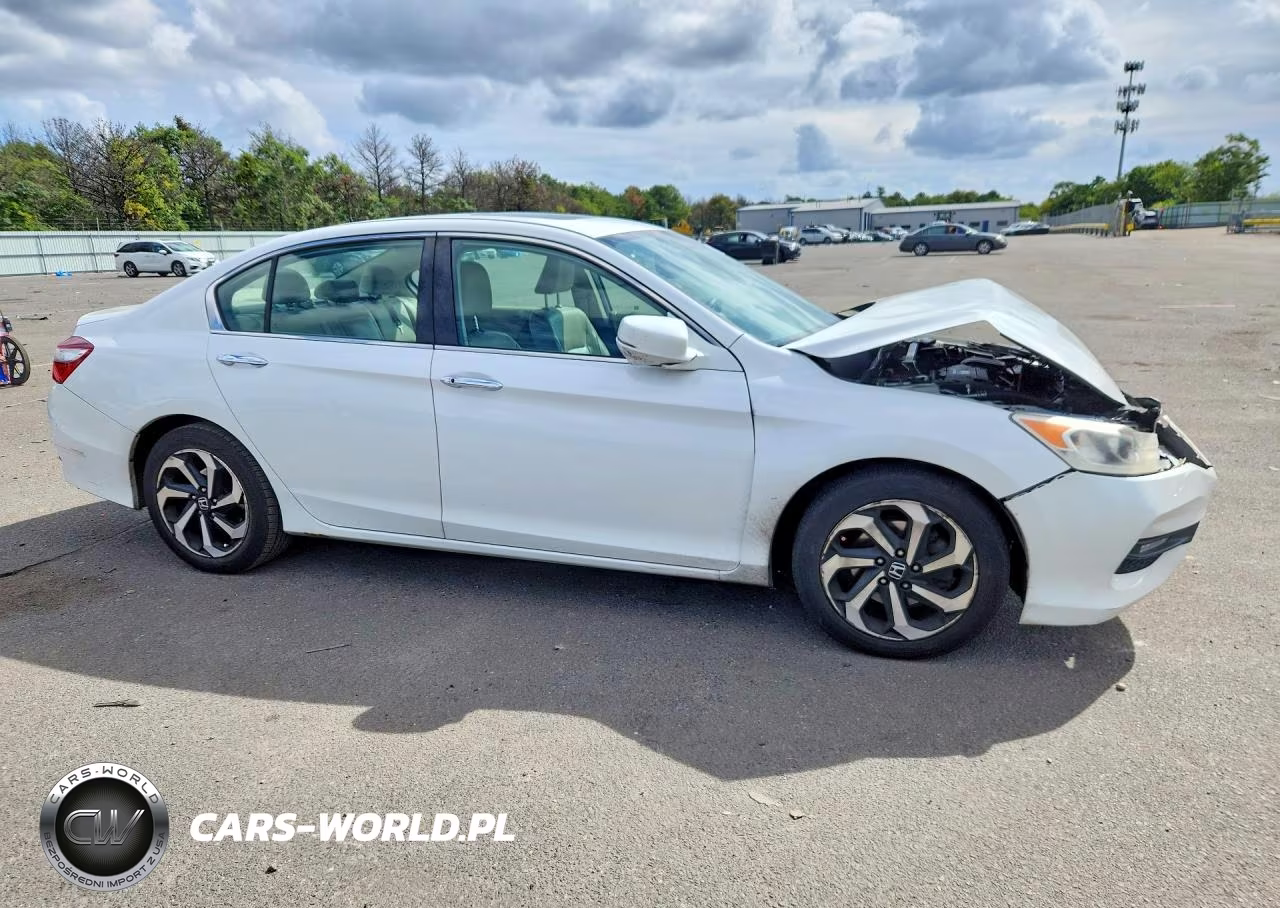 2017 Honda Accord Exl VIN:1HGCR2F81HA224218 - 4