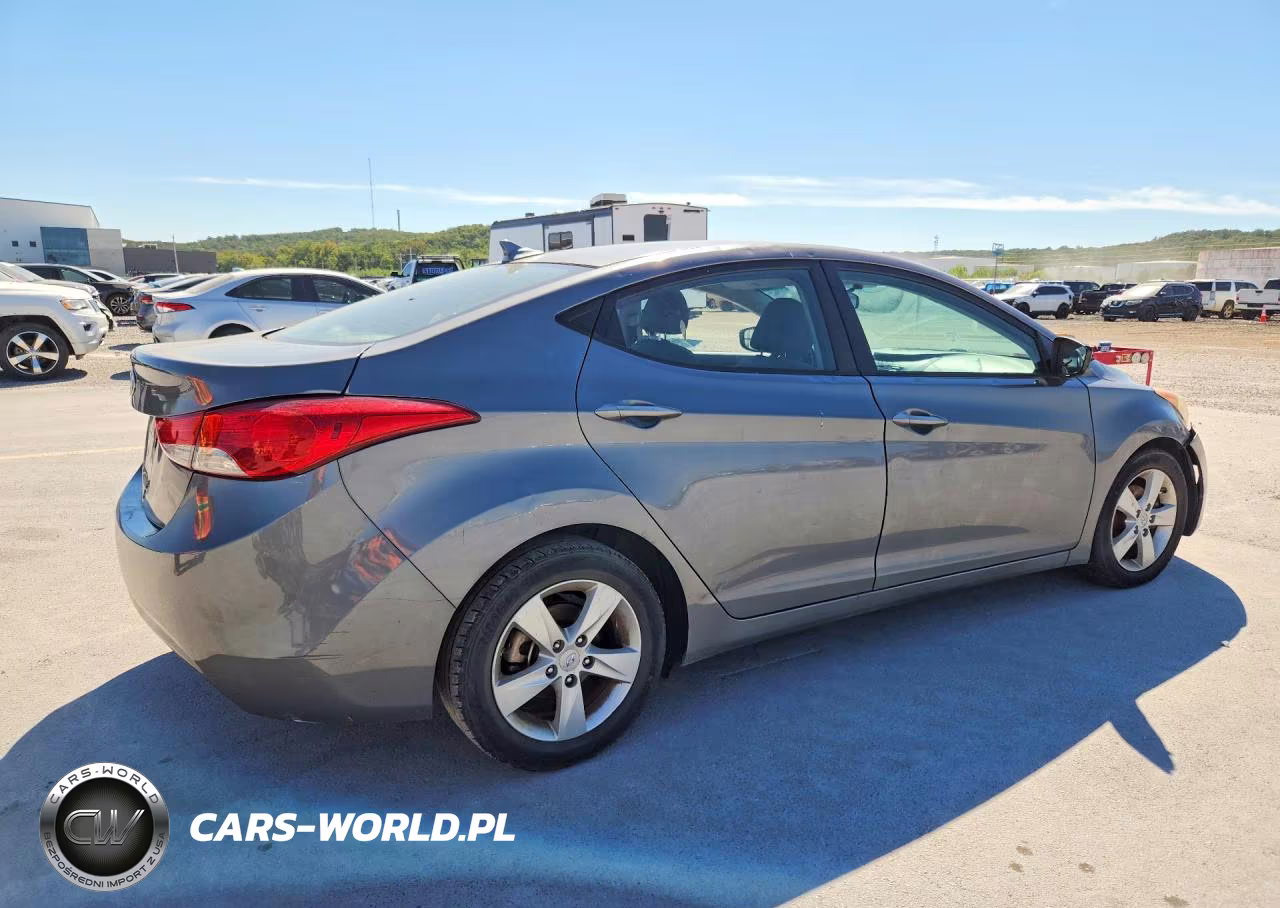 2013 Hyundai Elantra Gls VIN:5NPDH4AE0DH291362 - 3